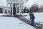 Курсанты благоустроили территорию памятника