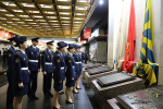 Монумент героическим защитникам Ленинграда