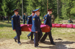 Перезахоронение останков воинов
